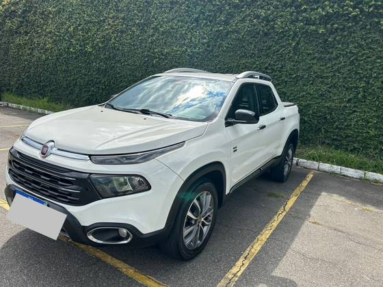 FIAT TORO 2.0 16V TURBO DIESEL VOLCANO 4WD AT9